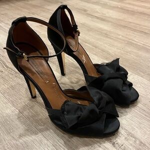 BCBGMaxAzria Black Stiletto Heels 8.5 B